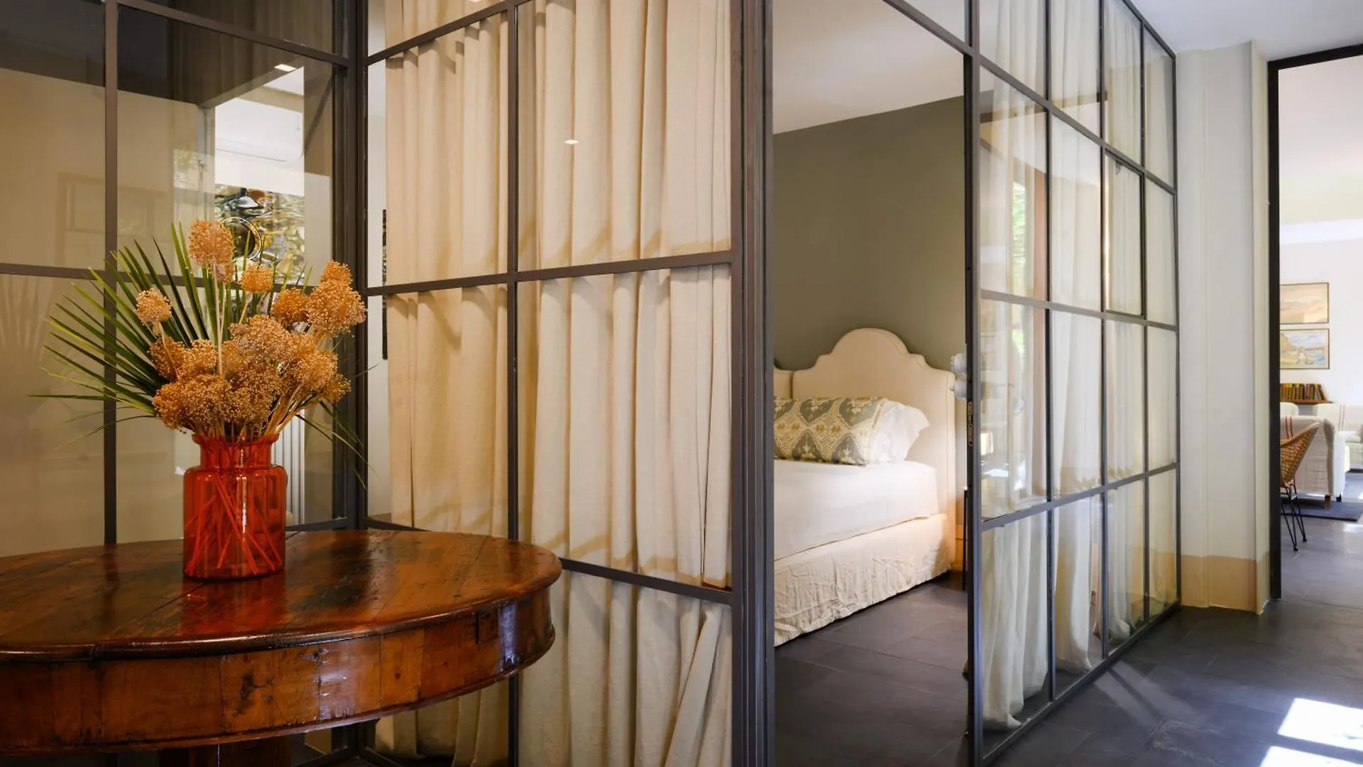 Duomo Luxury Apartment With Plunge Pool